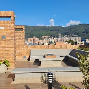 Aparta Estudio Zona Exclusiva Al Norte Apartamento